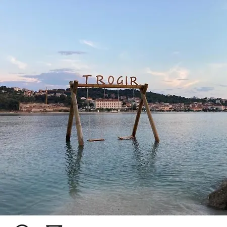 Apartment Anita Trogir